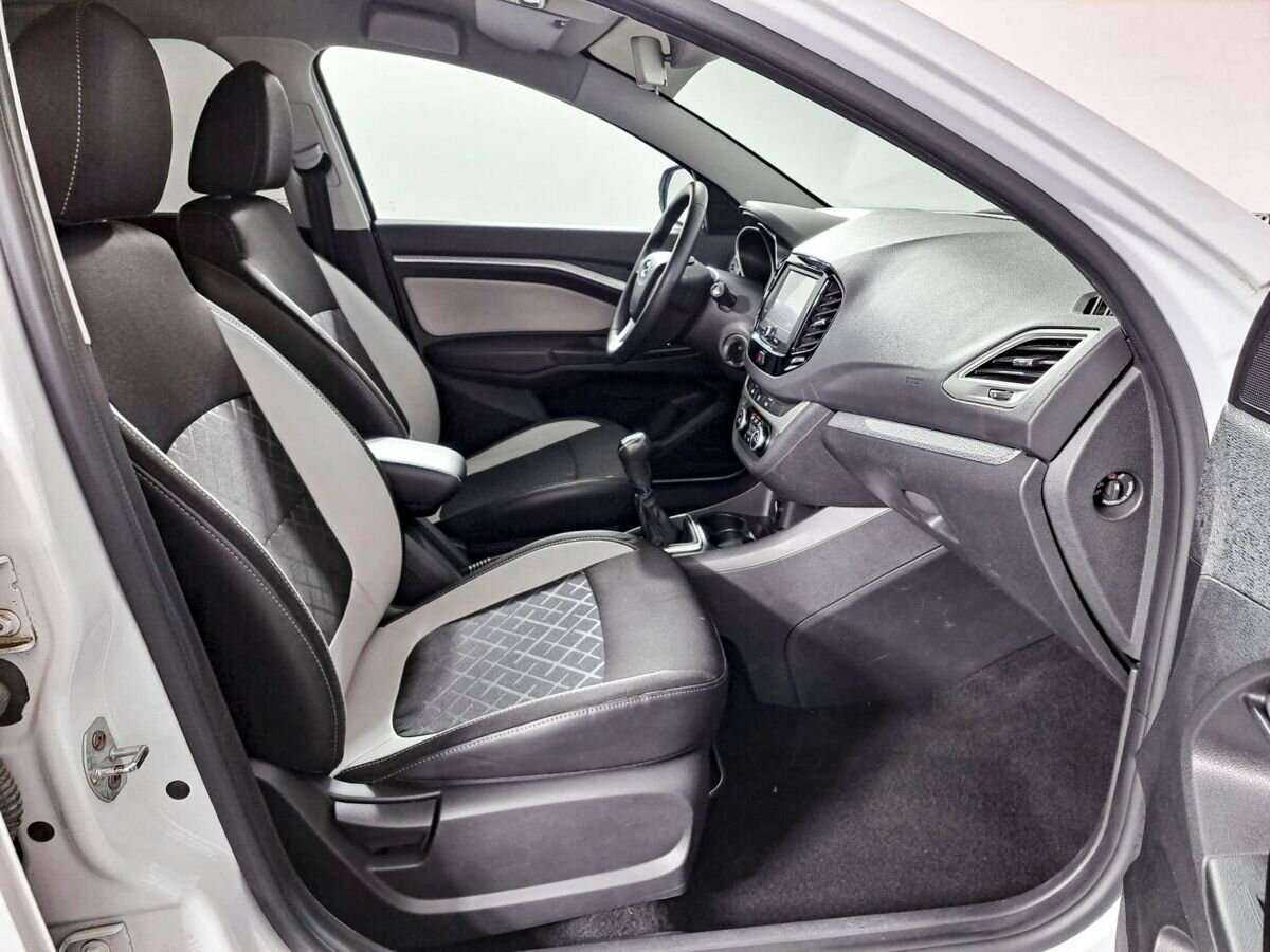 Lada (ВАЗ) Vesta б/у, 2019, Механическая. Фото: #8