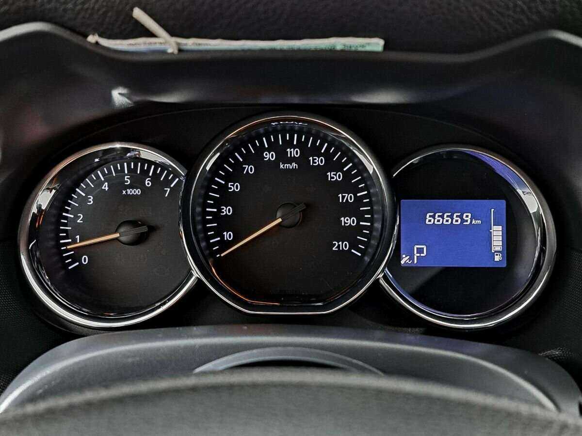 Renault Duster б/у, 2016, Автоматическая. Фото: #10