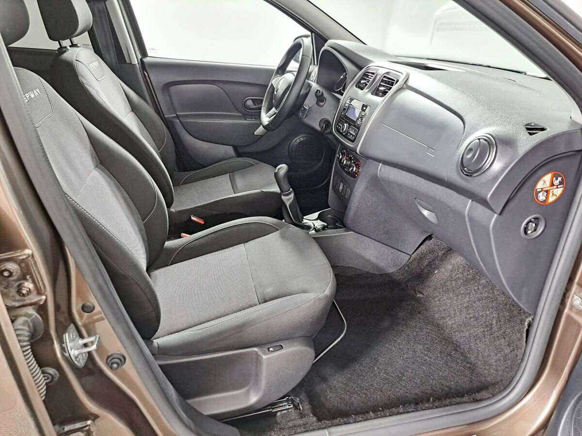 Renault Logan б/у, 2019, Механическая. Фото: #8