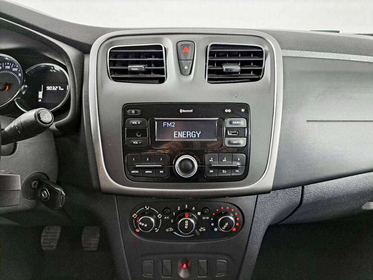 Renault Logan б/у, 2019, Механическая. Фото: #12