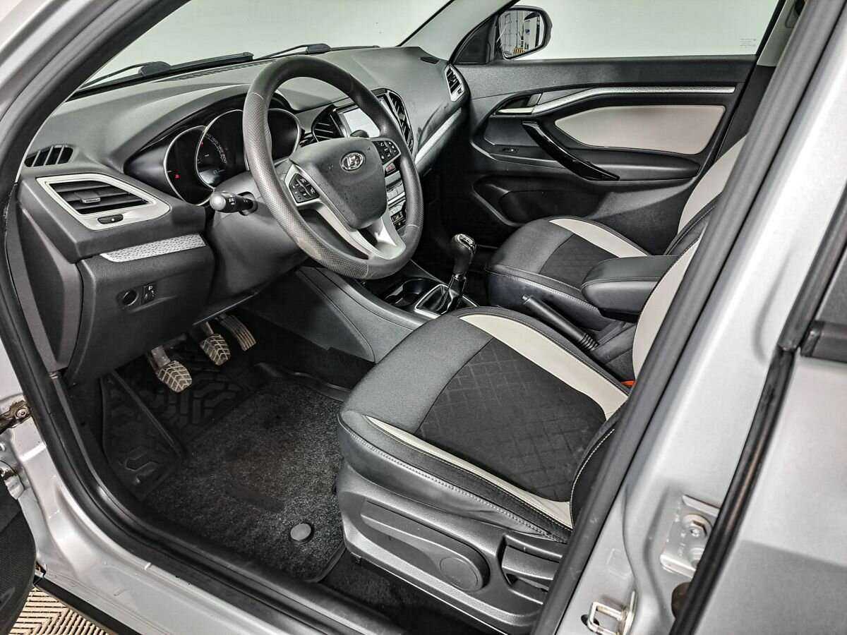 Lada (ВАЗ) Vesta б/у, 2018, Механическая. Фото: #13