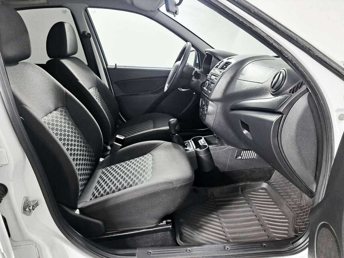 Lada (ВАЗ) Granta б/у, 2021, Механическая. Фото: #10