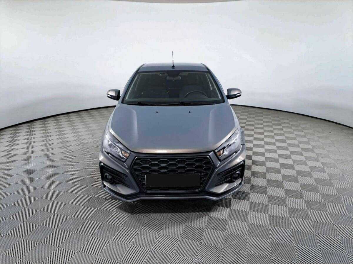 Lada (ВАЗ) Vesta б/у, 2020, Механическая. Фото: #1