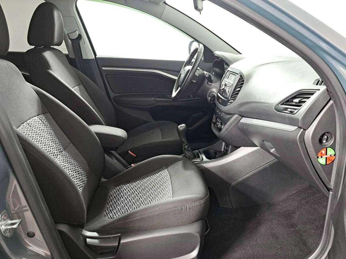 Lada (ВАЗ) Vesta б/у, 2020, Механическая. Фото: #8