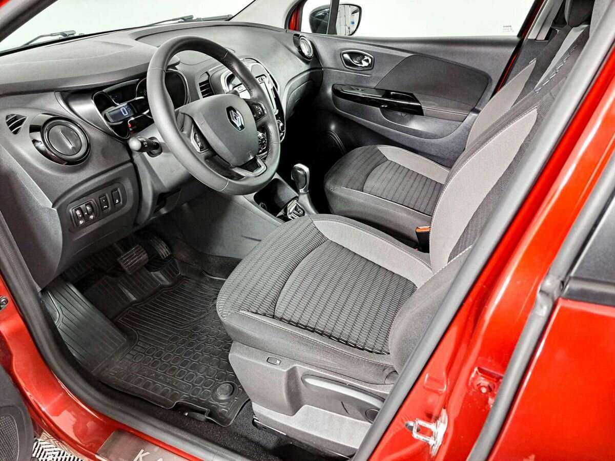 Renault Kaptur б/у, 2019, Автоматическая. Фото: #13
