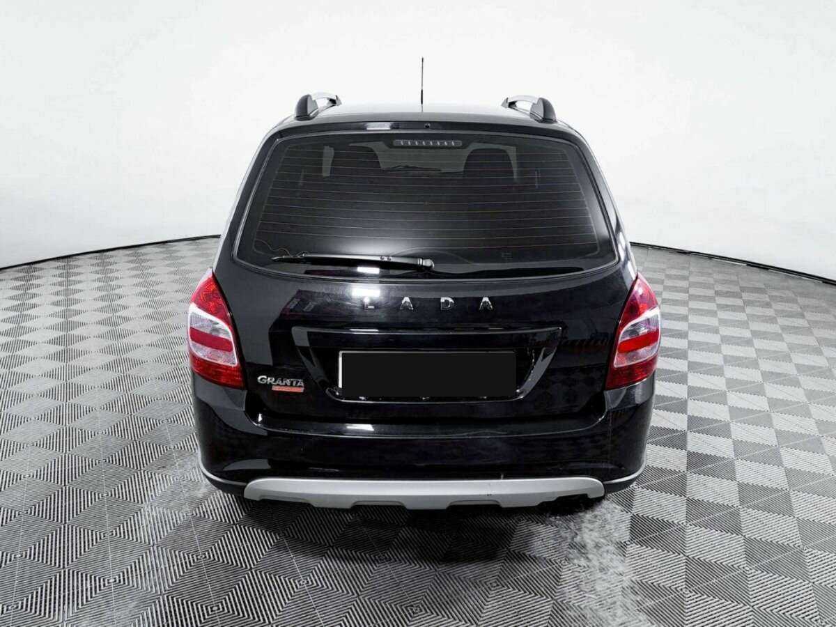 Лада (ВАЗ) Гранта б/у, 2023, Механическая. Фото: #4