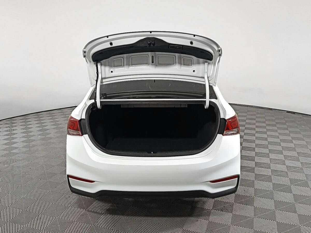 Hyundai Solaris б/у, 2017, Автоматическая. Фото: #9