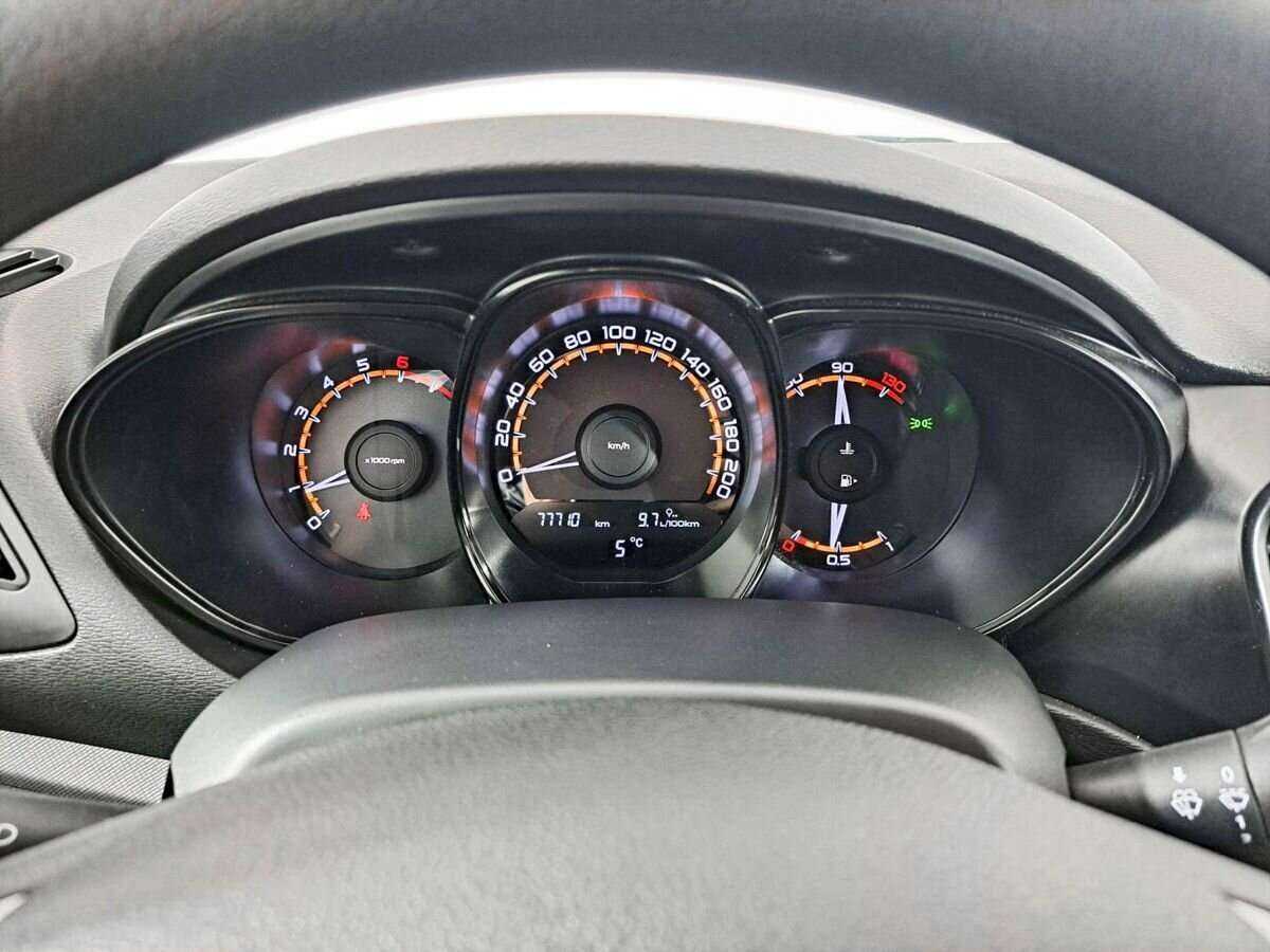 Lada (ВАЗ) Vesta б/у, 2019, Механическая. Фото: #10