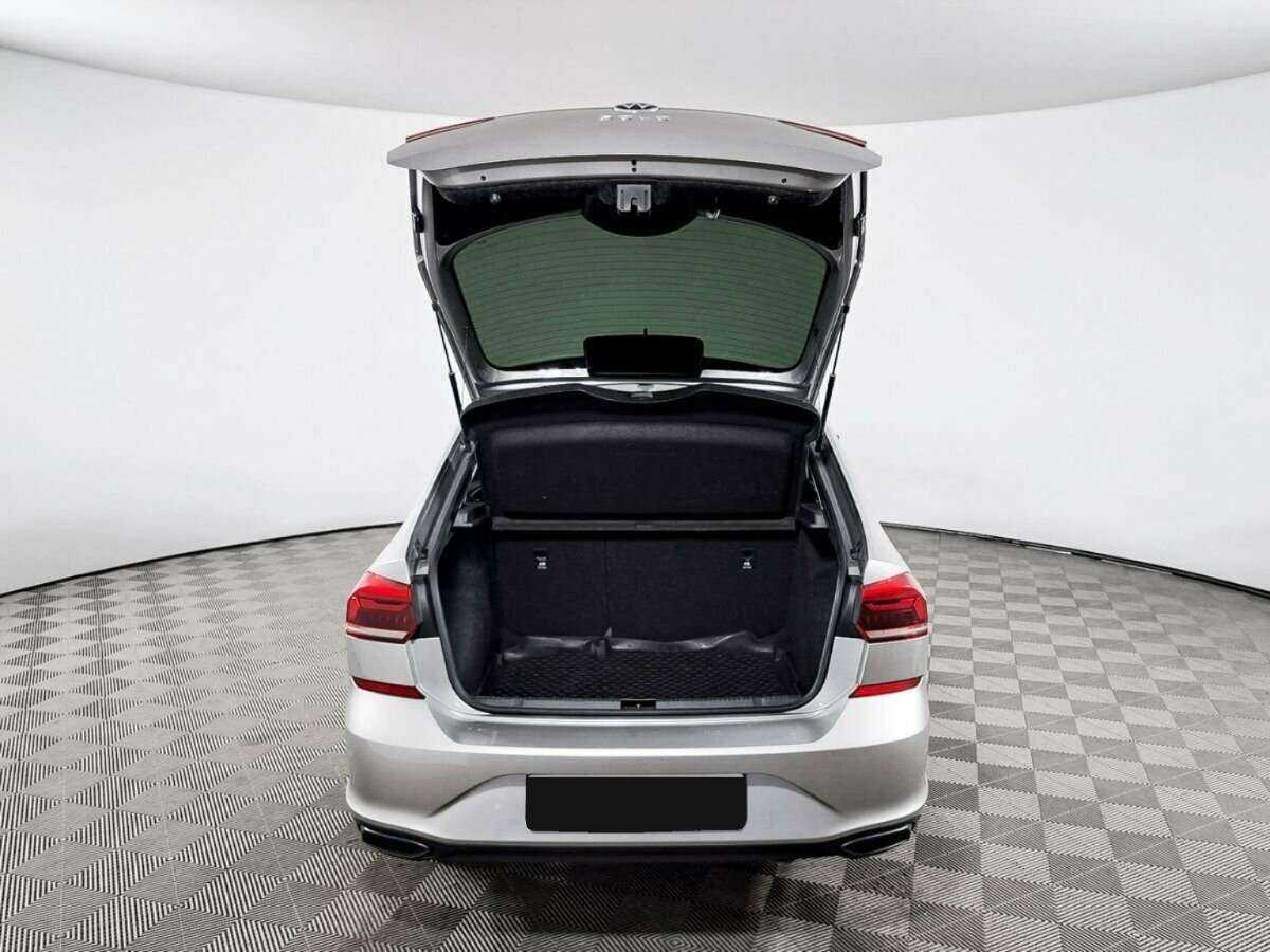 Volkswagen Polo б/у, 2020, Механическая. Фото: #9