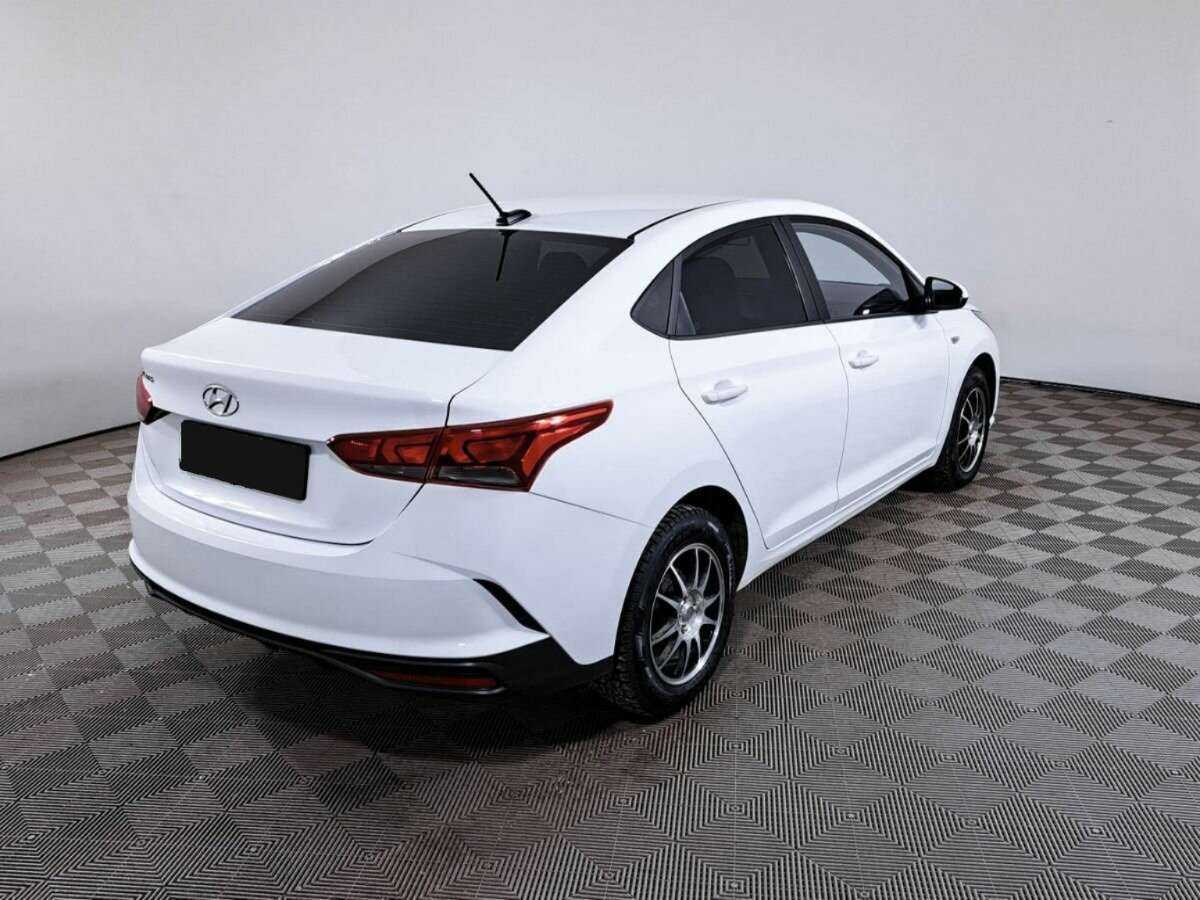 Hyundai Solaris б/у, 2021, Механическая. Фото: #3