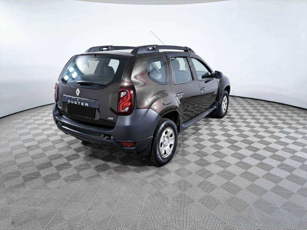 Renault Duster б/у, 2017, Механическая. Фото: #4