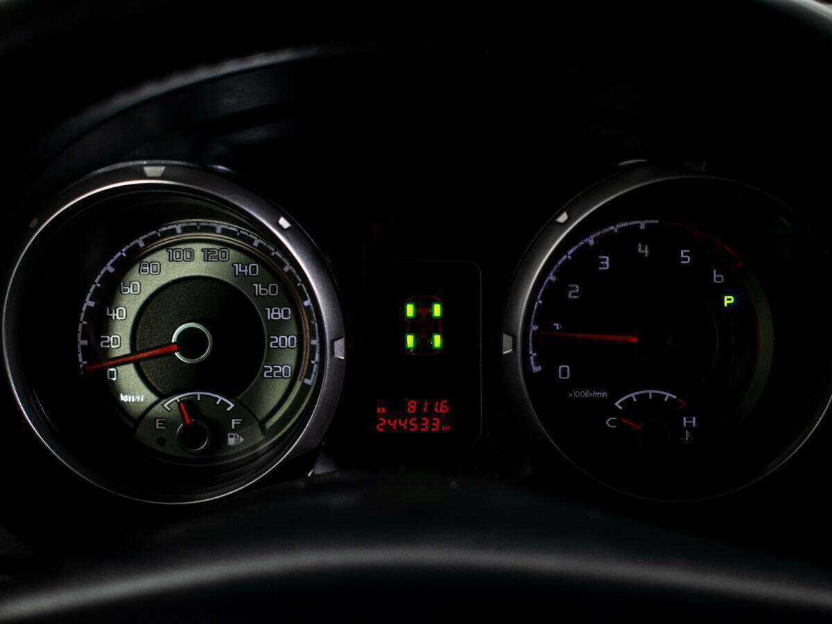 Митсубиши Паджеро б/у, 2015, Автоматическая. Фото: #8