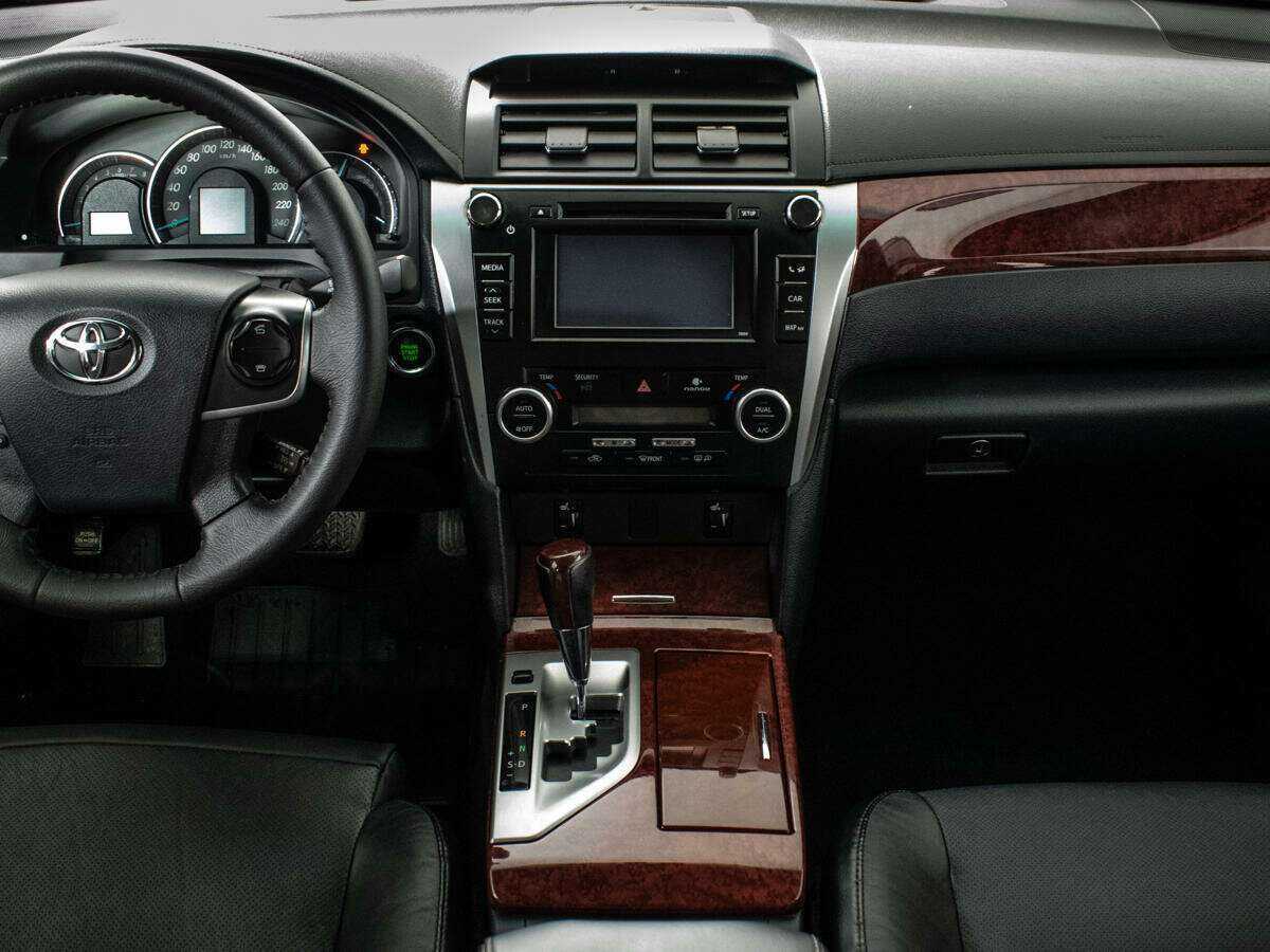 Toyota Camry б/у, 2014, Автоматическая. Фото: #11
