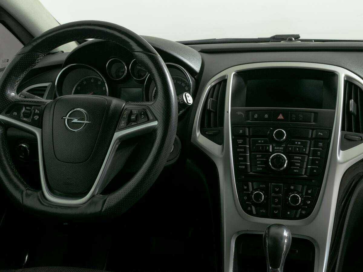 Opel Astra б/у, 2013, Автоматическая. Фото: #10