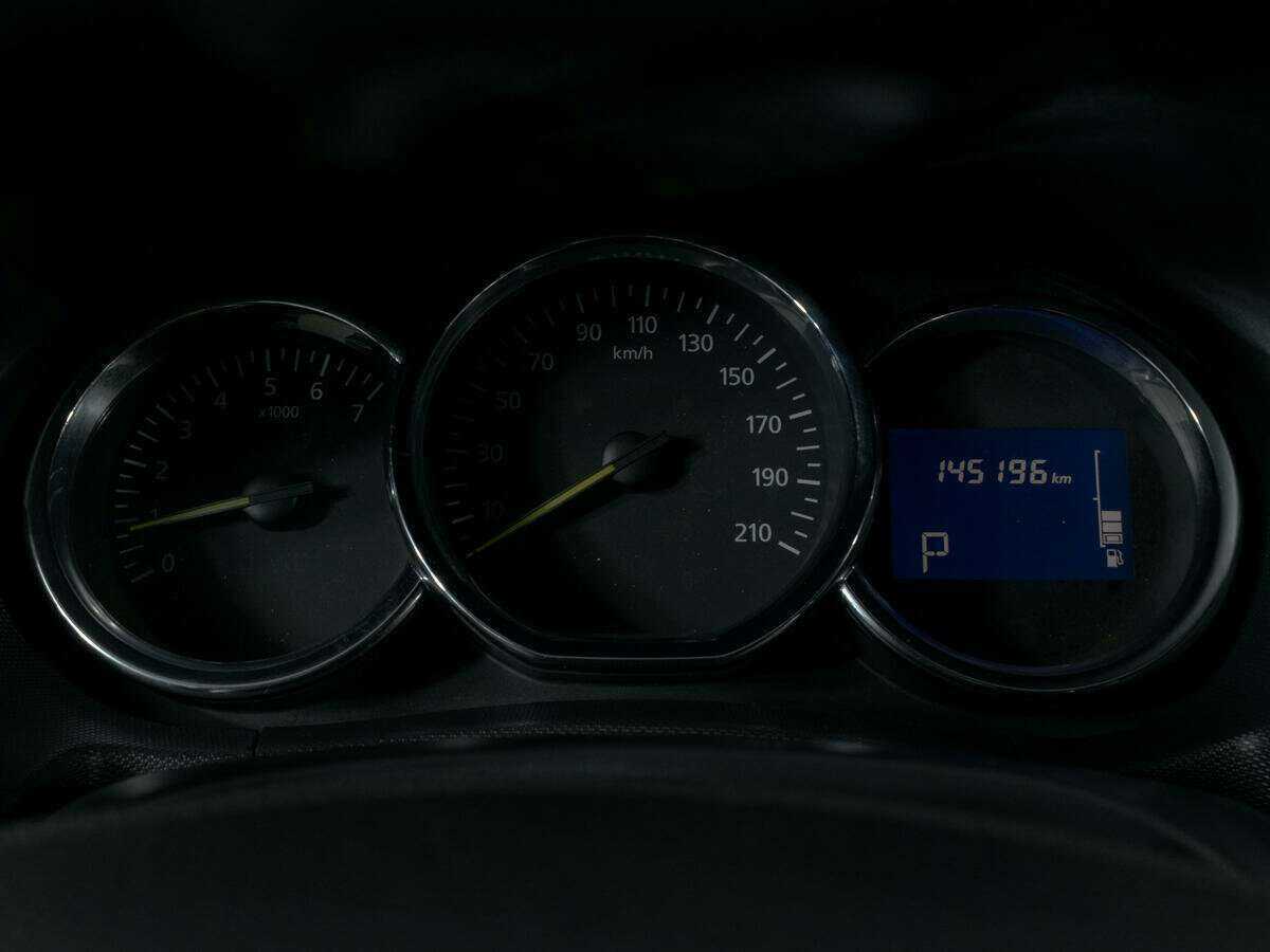 Renault Duster б/у, 2015, Автоматическая. Фото: #12