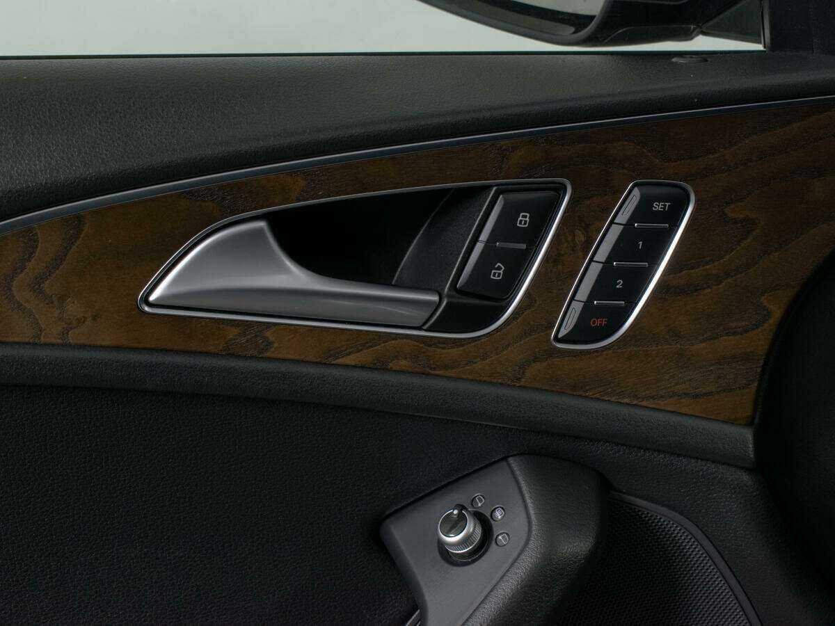 Audi A6 б/у, 2015, Роботизированная. Фото: #17