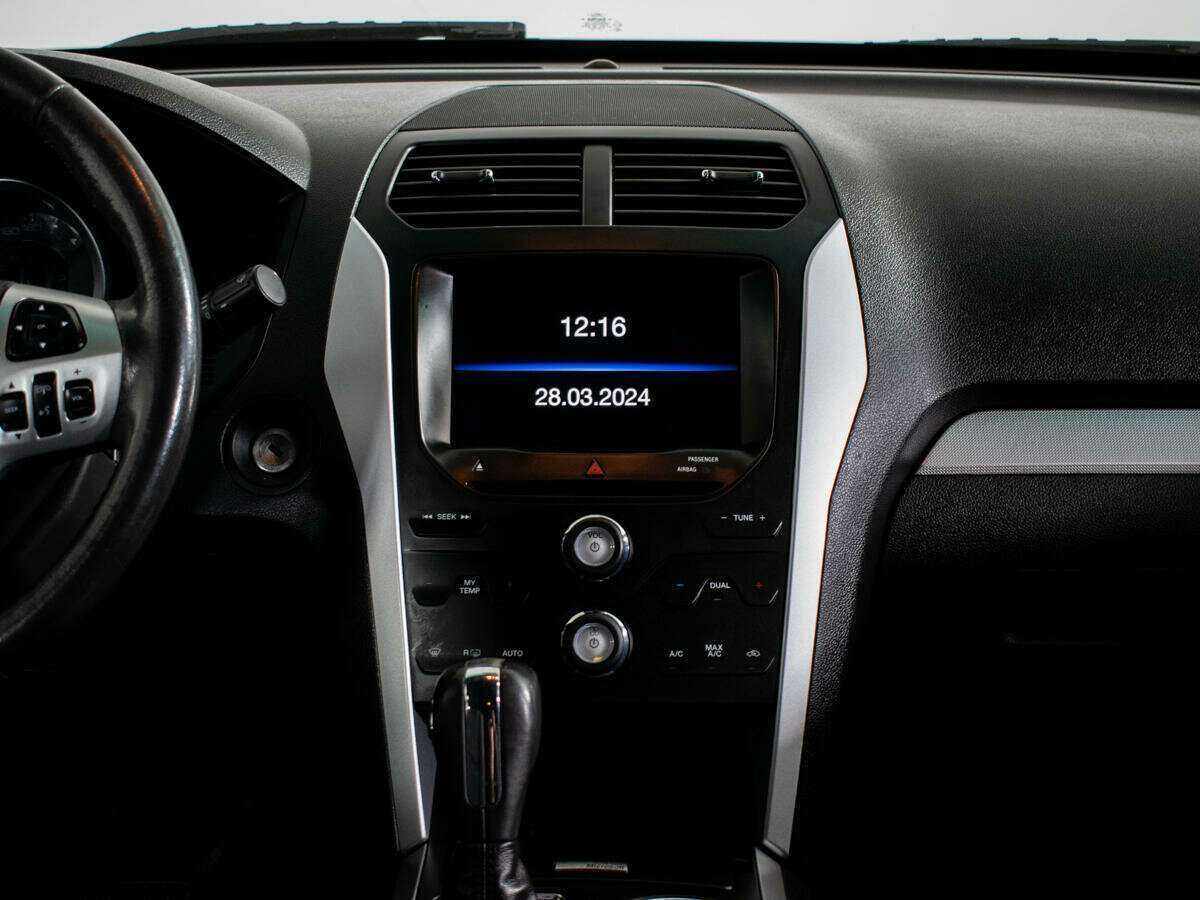 Ford Explorer б/у, 2014, Автоматическая. Фото: #8