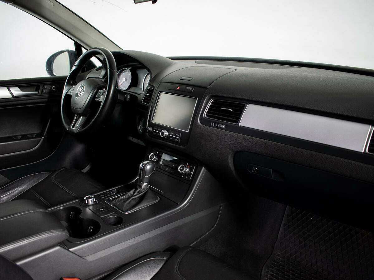 Фольксваген Туарег б/у, 2012, Автоматическая. Фото: #8