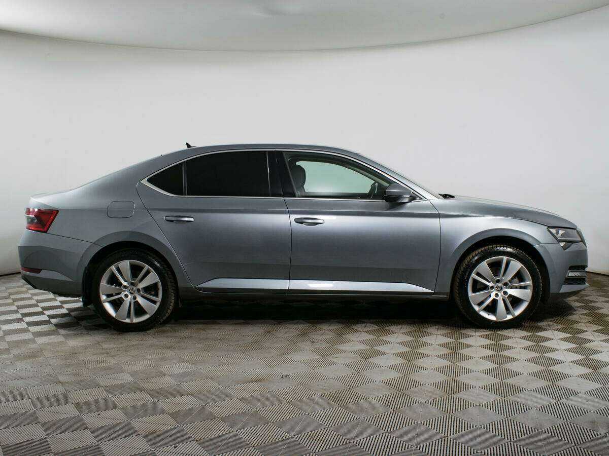 Skoda Superb б/у, 2019, Роботизированная. Фото: #3