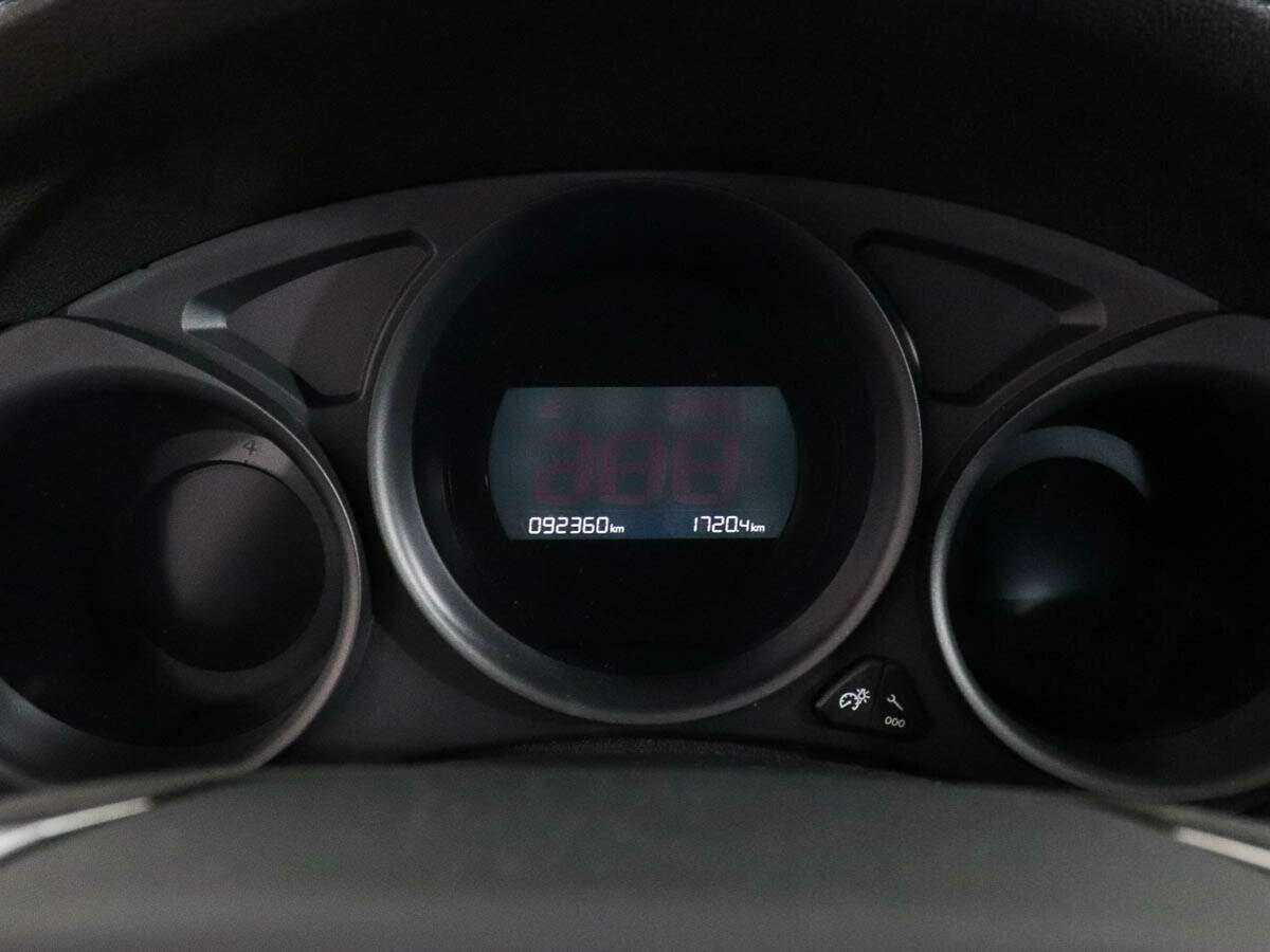 Ситроен Ц4 б/у, 2015, Автоматическая. Фото: #9