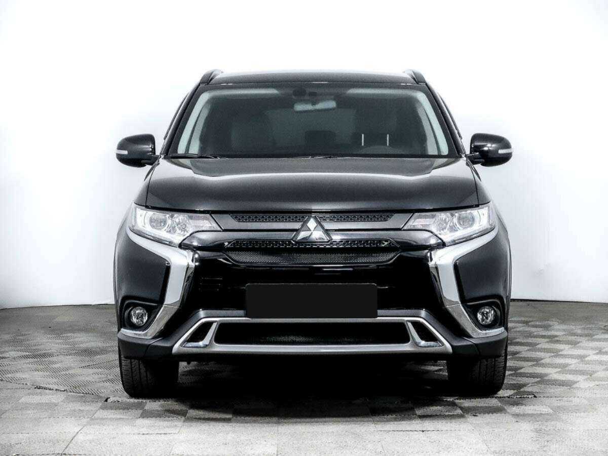 Mitsubishi Outlander б/у, 2022, Вариатор. Фото: #1
