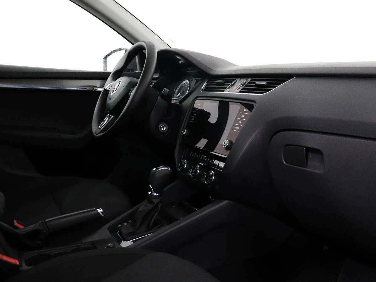 Skoda Octavia б/у, 2017, Роботизированная. Фото: #5