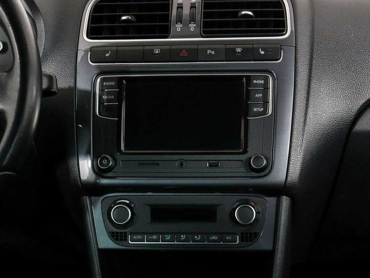 Фольксваген Поло б/у, 2020, Механическая. Фото: #10