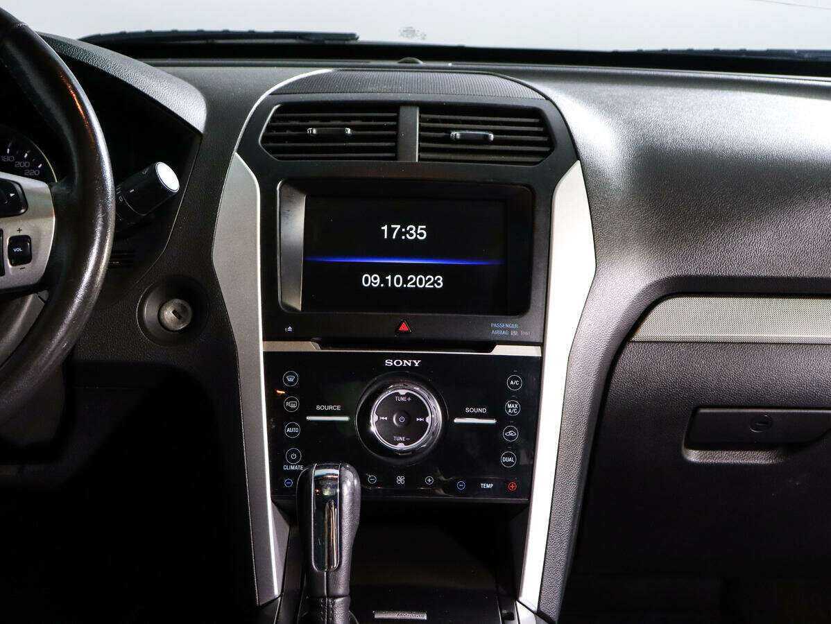 Ford Explorer б/у, 2014, Автоматическая. Фото: #12