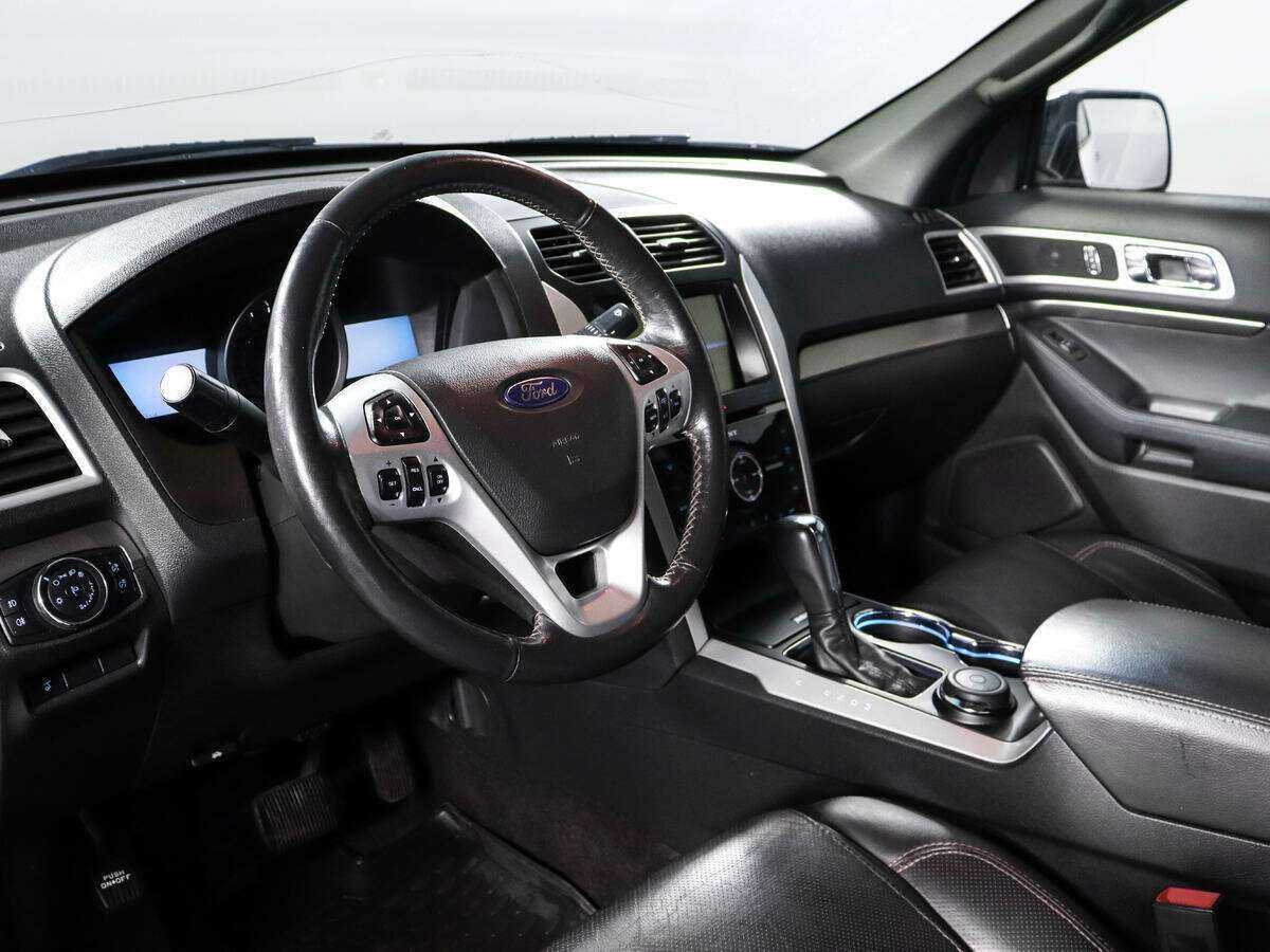 Ford Explorer б/у, 2014, Автоматическая. Фото: #13