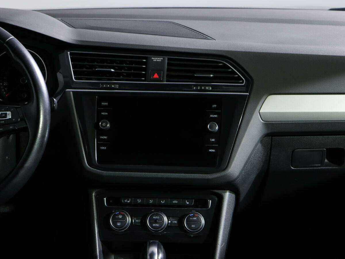 Volkswagen Tiguan б/у, 2020, Роботизированная. Фото: #10