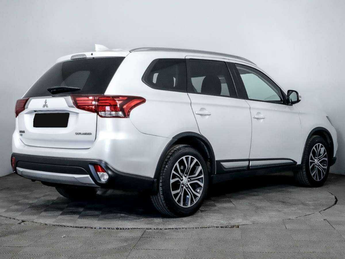 Mitsubishi Outlander б/у, 2018, Вариатор. Фото: #3