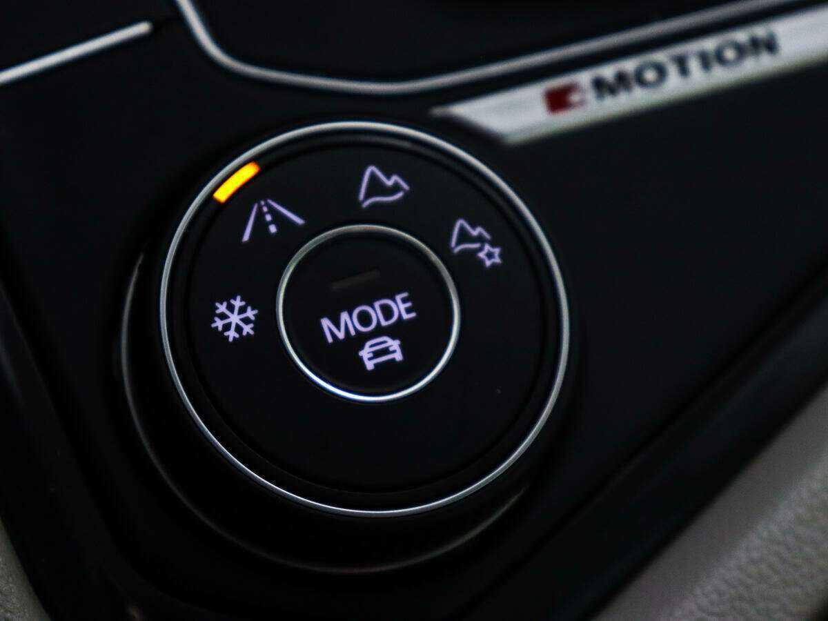 Volkswagen Tiguan б/у, 2017, Роботизированная. Фото: #16