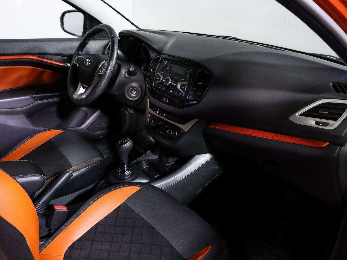 Lada (ВАЗ) Vesta б/у, 2019, Роботизированная. Фото: #8