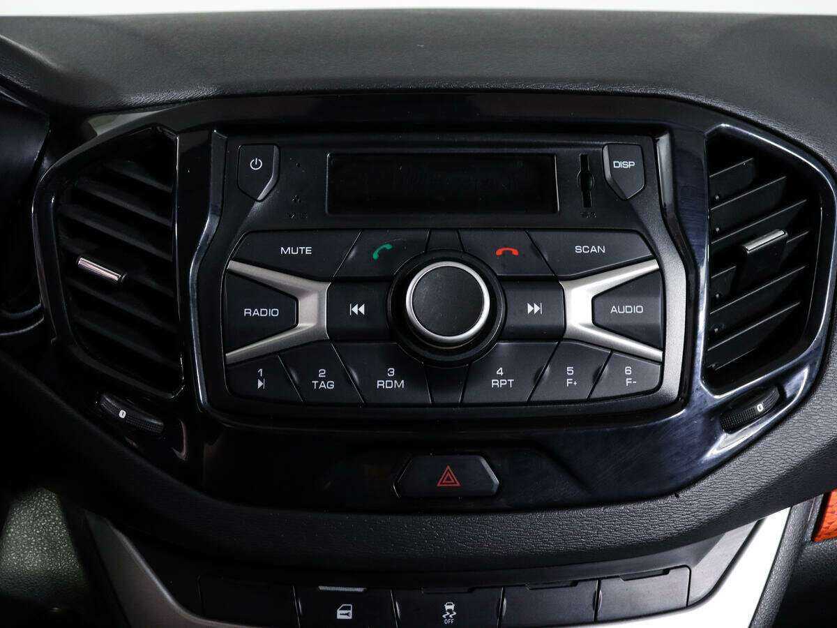 Lada (ВАЗ) Vesta б/у, 2019, Роботизированная. Фото: #18