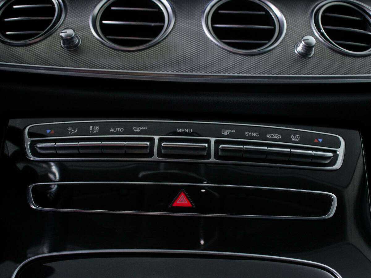 Mercedes-Benz E-Класс б/у, 2016, Автоматическая. Фото: #16
