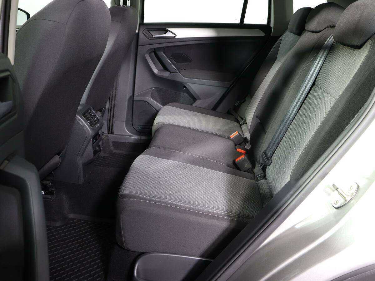 Volkswagen Tiguan б/у, 2021, Роботизированная. Фото: #8