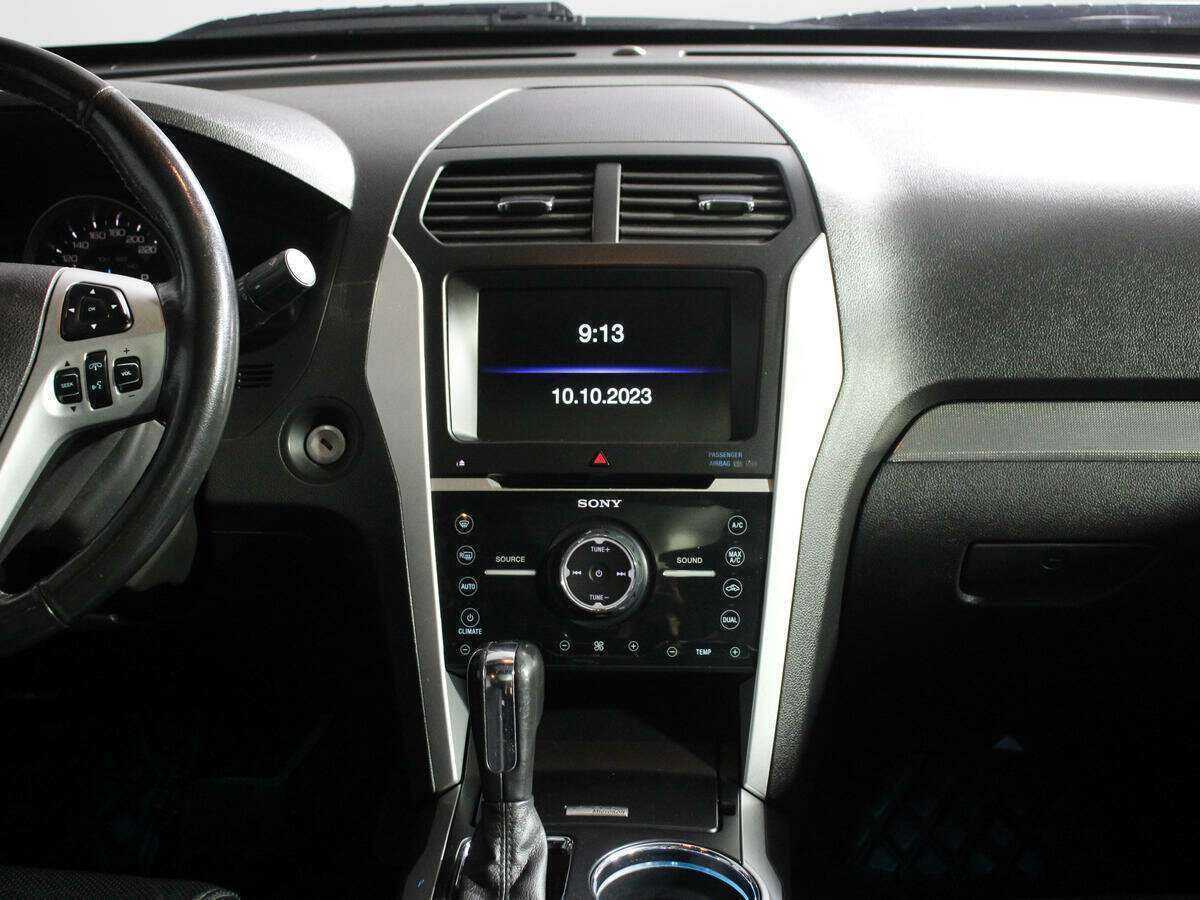 Ford Explorer б/у, 2013, Автоматическая. Фото: #10