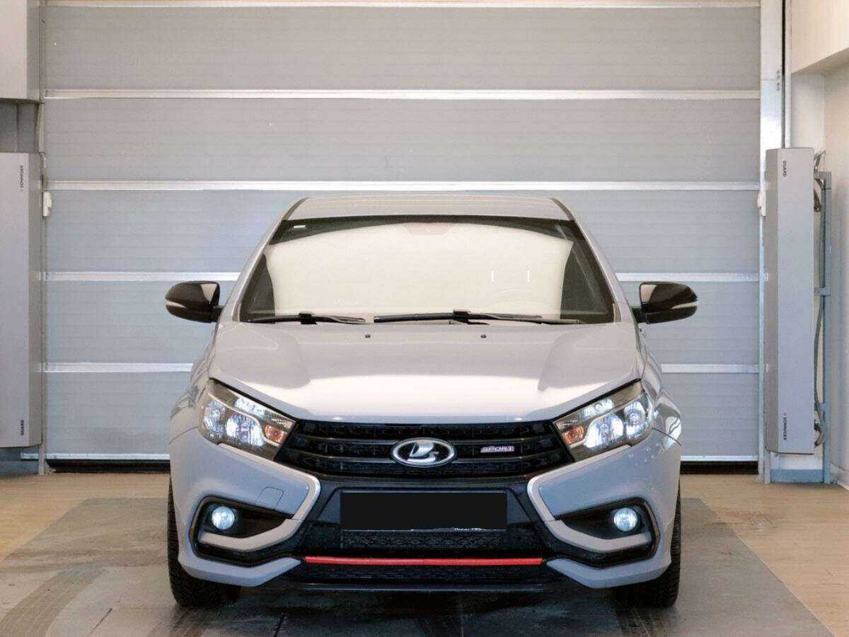 Lada (ВАЗ) Vesta б/у, 2020, Механическая. Фото: #1