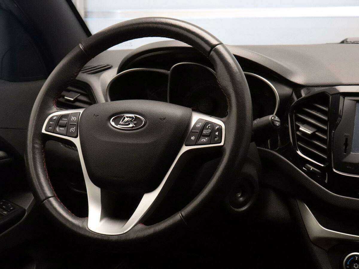 Lada (ВАЗ) Vesta б/у, 2020, Механическая. Фото: #9