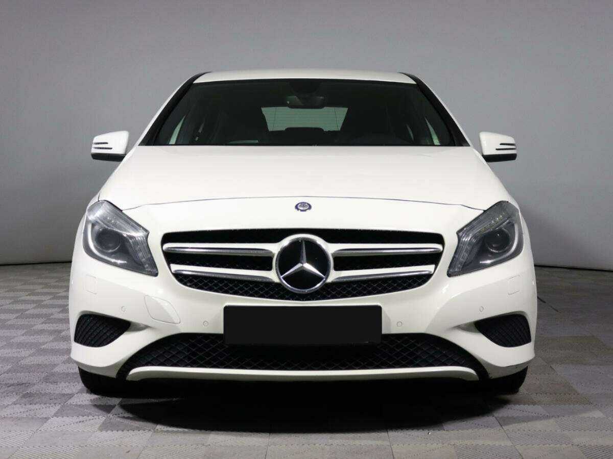 Mercedes-Benz A-Класс б/у, 2014, Роботизированная. Фото: #1