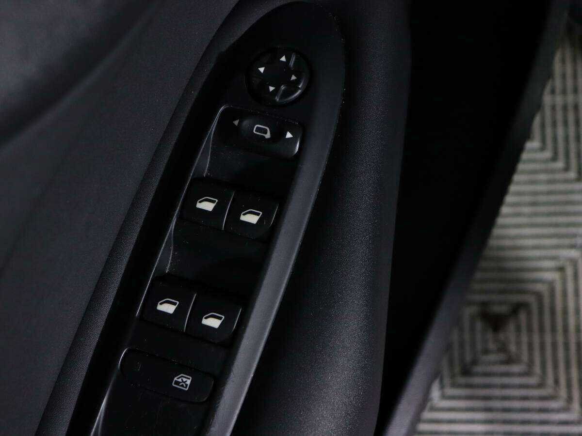 Ситроен Ц4 б/у, 2013, Автоматическая. Фото: #14