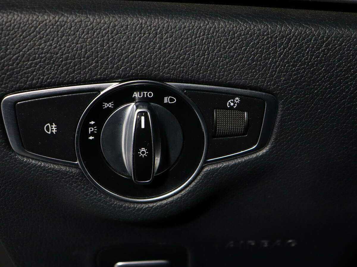 Mercedes-Benz E-Класс б/у, 2019, Автоматическая. Фото: #16