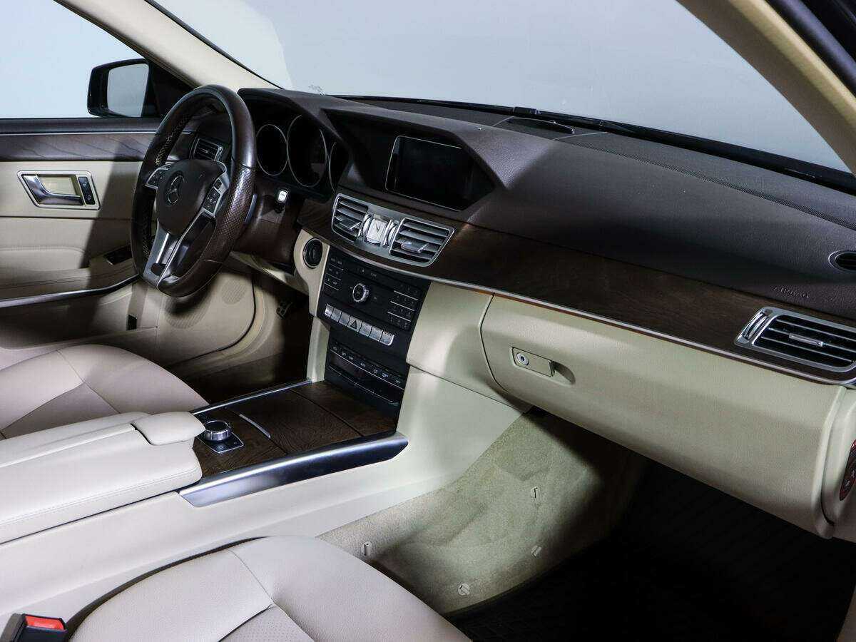 Mercedes-Benz E-Класс б/у, 2015, Автоматическая. Фото: #6