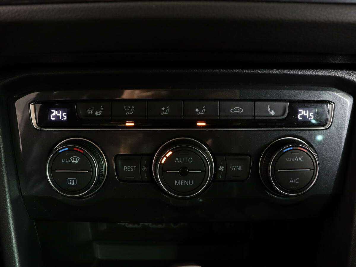 Volkswagen Tiguan б/у, 2018, Роботизированная. Фото: #17