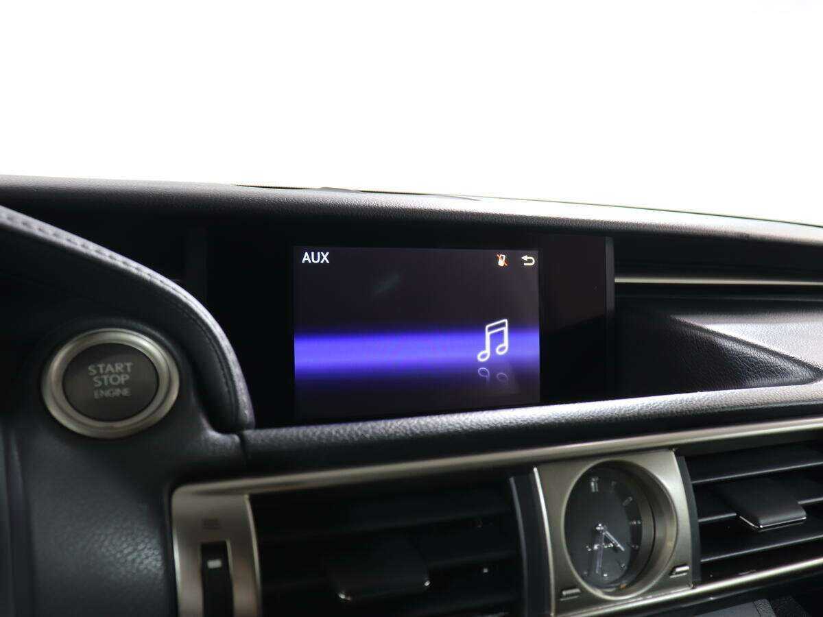 Lexus IS б/у, 2015, Автоматическая. Фото: #21