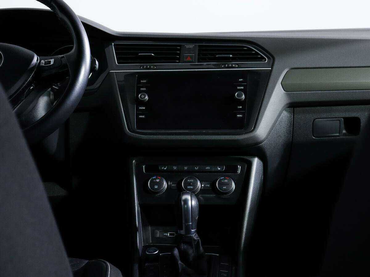 Volkswagen Tiguan б/у, 2018, Роботизированная. Фото: #11