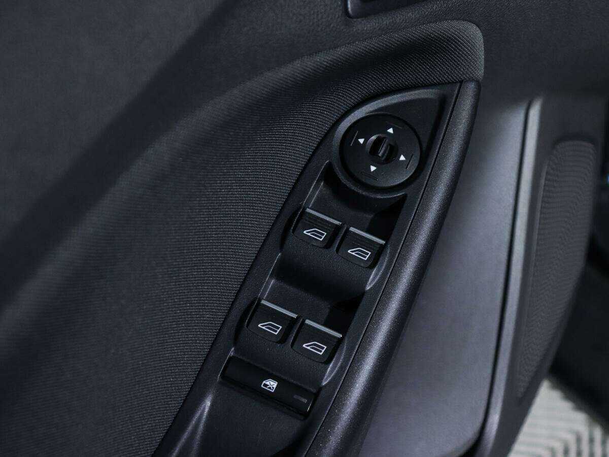 Форд Фокус б/у, 2016, Механическая. Фото: #13