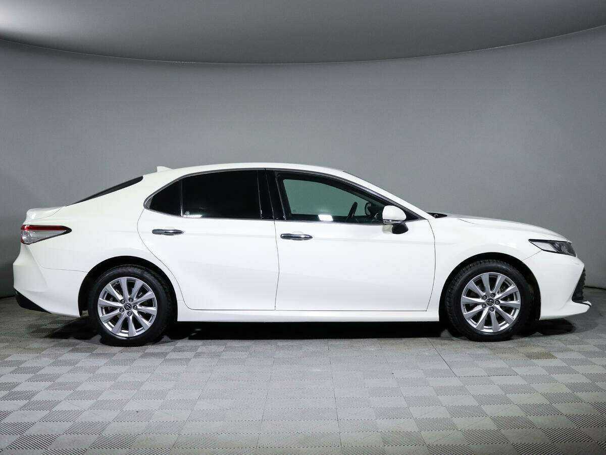 Toyota Camry б/у, 2018, Автоматическая. Фото: #3