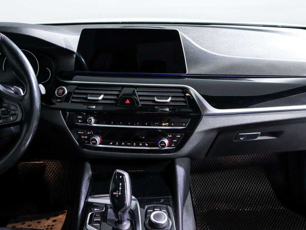 BMW 5 серии б/у, 2018, Автоматическая. Фото: #10