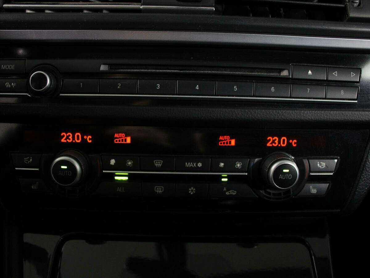 BMW 5 серии б/у, 2012, Автоматическая. Фото: #19